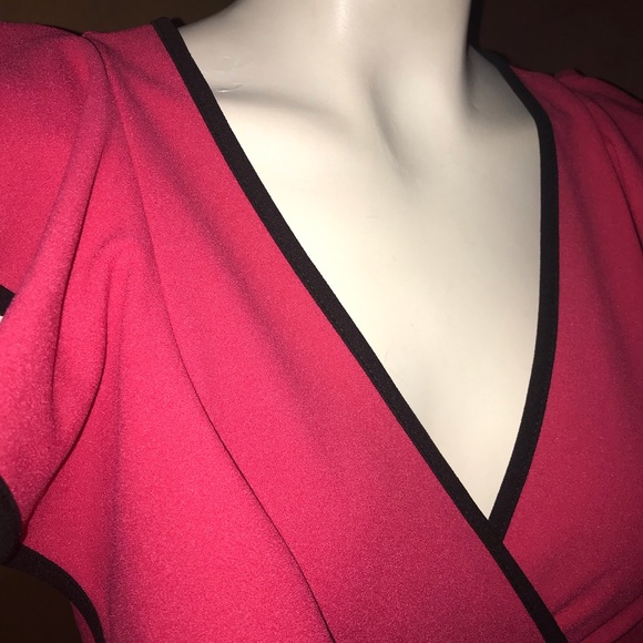 Touch me plunging neckline hot pink bodysuit - Picture 4 of 11